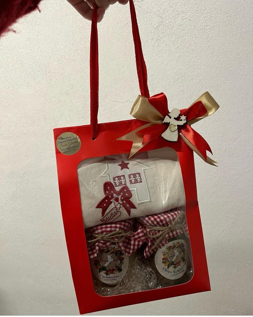 Confezione Natalizia BUSTA REGALO €18